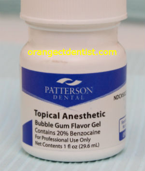 Regular dental topical anesthesia photo reduces but does not eliminate injection pain