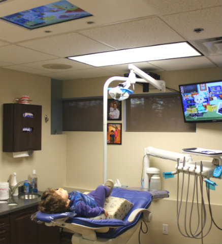 ceiling mounted TVs in dental rooms for dentist office
